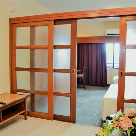 Cempaka Apartment Hotel Куала Лумпур Екстериор снимка